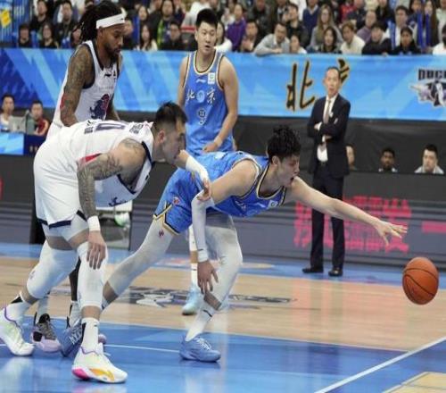 詹姆斯谈新,赛季阵容调,调整空间有,Crown,皇冠,皇冠体育入口,皇冠官网,皇冠体育APP下载